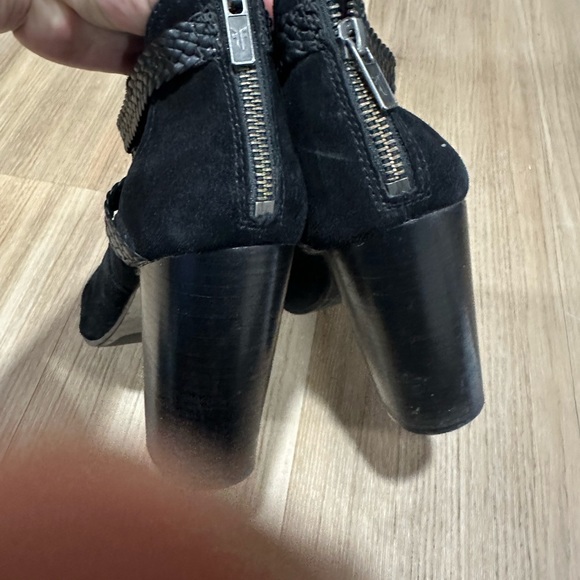 Frye  Margareth  suede  braided booties  in good condition Sz 10 - Picture 5 of 11